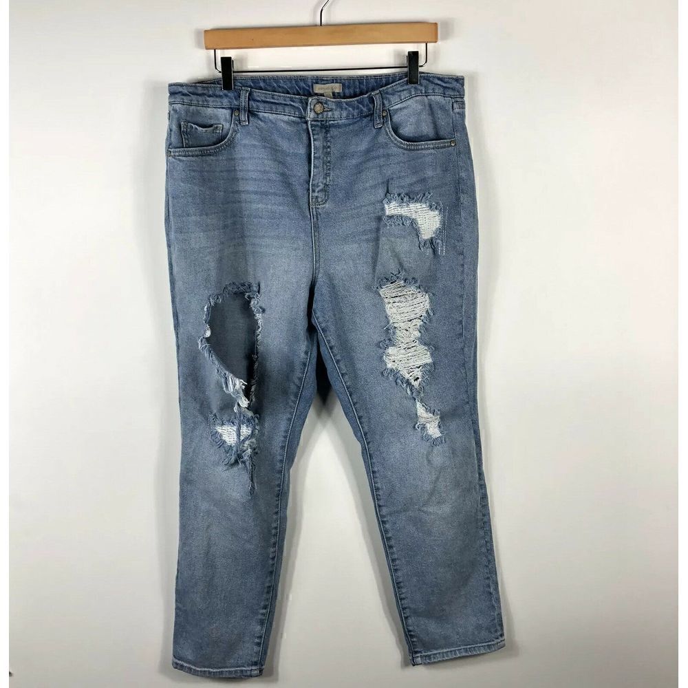 Wonderly Curvy Size 18 Girlfriend Distressed Jeans